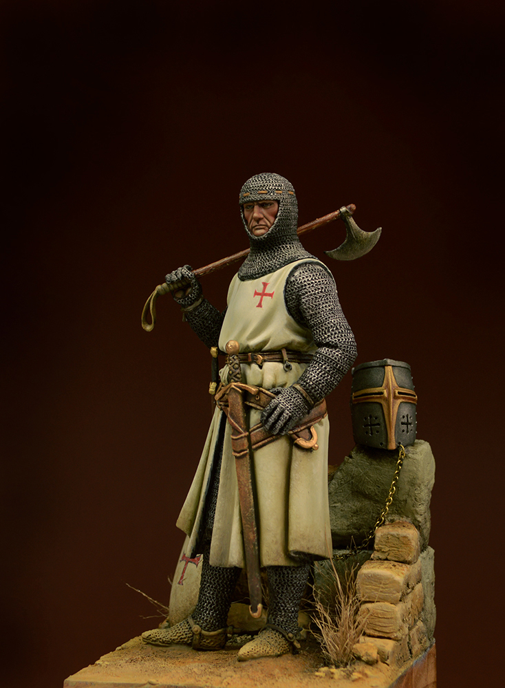 templar knight figure