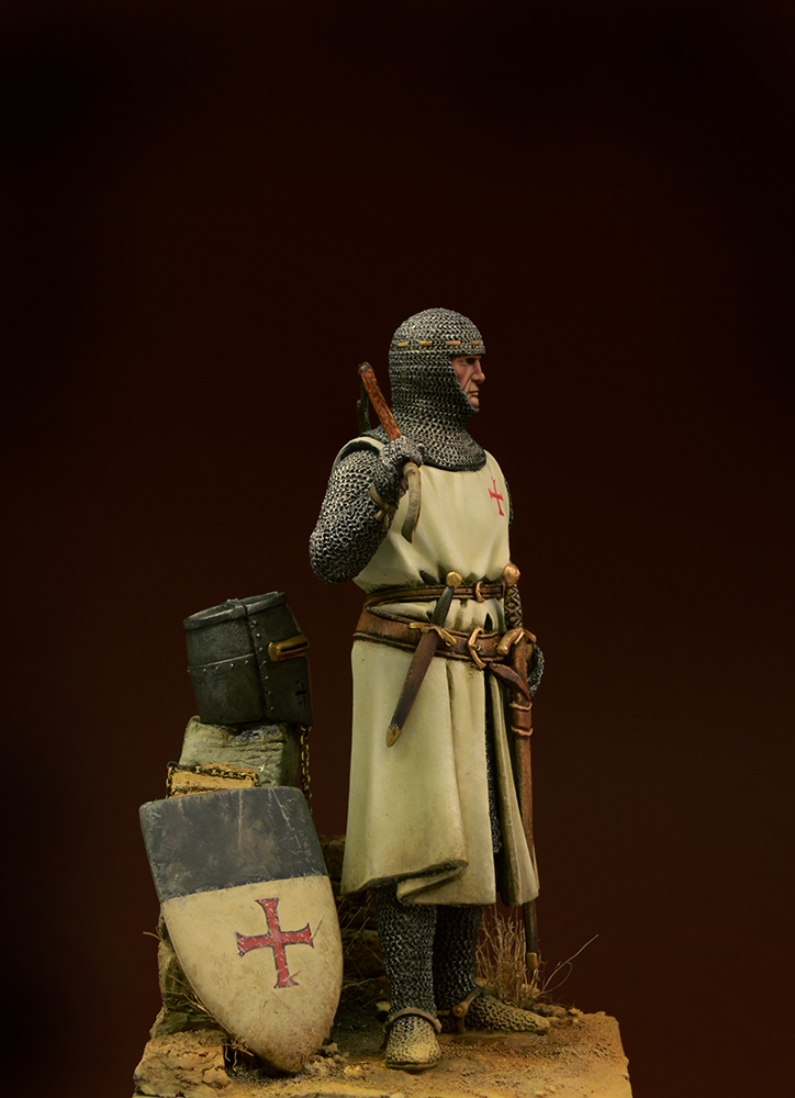 templar knight figure