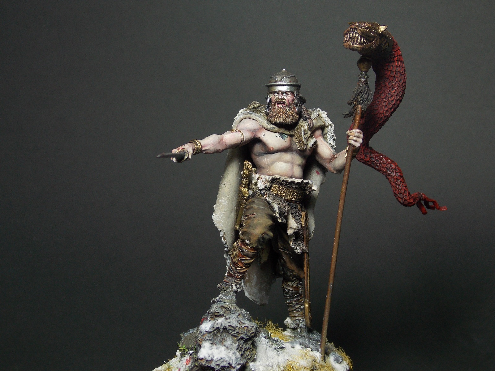 ancient-german-warrior-planetfigure-miniatures