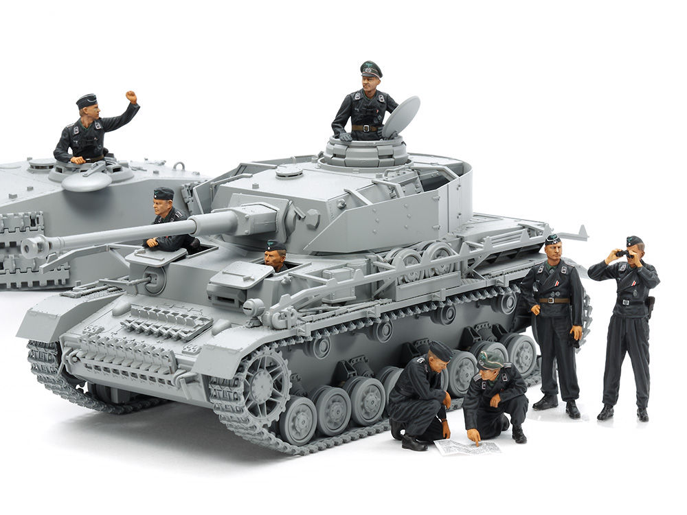 Video Review - TAMIYA 1/35 WEHRMACHT TANK CREW SET | planetFigure ...